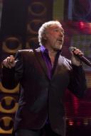 2009-10-06 ROTTERDAM - The British singer Tom Jones during a concert in a sold out Ahoy in Rotterdam. ANP PHOTO BY PAUL