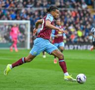 4th May 2024; Turf Moor, Burnley, Lancashire, England; Premier League Football, Burnley versus Newcastle United; Lorenz Assignon of Burnley runs with the ball towards Newcastle\'s goal