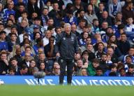 5th May 2024; Stamford Bridge, Chelsea, London, England: Premier League Football, Chelsea versus West Ham United; West Ham United Manager David Moyes shouting at his players from the touchline as they fall behind 2