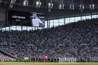 11th May 2024; Tottenham Hotspur Stadium, London, England; Premier League Football, Tottenham Hotspur versus Burnley; Tottenham Hotspur and Burnley starting eleven with a two minute applause for the passing of former Tottenham Hotspur player Terry