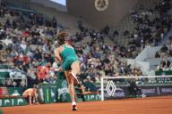 1st June 2024: Roland Garros, Paris, France: 2024 French Open Tennis tournament, Day 7: Emma Navarro (USA) serves to Madison Keys (usa) during her 2 set