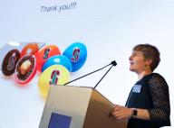 Winner American chemist Carolyn Bertozzi delivers a speech at the award ceremony for the biannual 