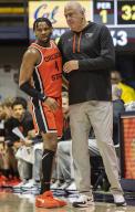 February 22 2024 Berkeley, CA U.S.A. Oregon State guard Dexter Akanno (4)and Oregon State head coach Wayne Tinkle on the court during the NCAA Men