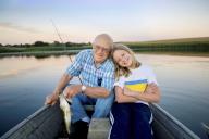 com.newscom.model.mediaobject.impl.MSMediaObject@50e632fb[tagId=depphotos263429,docId=34549853HighRes,ftSubject=Grandfather and granddaughter go fishing together,rfrm=<null>]