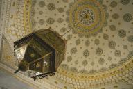 com.newscom.model.mediaobject.impl.MSMediaObject@611669a5[tagId=depphotos264929,docId=34552608HighRes,ftSubject=Ornate ceiling and light fixture in Topkapi Palace, Istanbul, Turkey,rfrm=<null>]