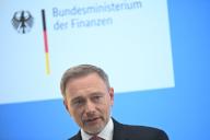 29 April 2024, North Rhine-Westphalia, Bonn: Christian Lindner (FDP), Federal Minister of Finance, wants to meet savings targets. Photo: Federico Gambarini\/dpa