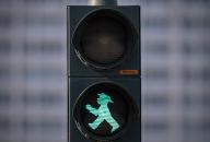 PRODUCTION - 31 March 2024, Berlin: The green traffic light man at the traffic lights. Photo: Soeren Stache/dpa