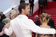 Chris Hemsworth attends the premiere of 