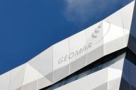 21 May 2024, Schleswig-Holstein, Kiel: The logo of the Geomar Helmholtz Center for Ocean Research can be seen on a façade. The new Geomar building will be inaugurated on May 21, 2024. The approximately 15,500 square meter building at Seefischmarkt on Kiel