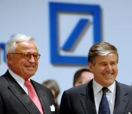 FILED - 18 May 2005, Hesse, FrankfurtMain: The then Chairman of the Supervisory Board of Deutsche Bank, Rolf Breuer (l), stands next to the then Chairman of the Management Board of Deutsche Bank, Josef Ackermann, at the start of the company