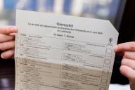 16 May 2024, Berlin: If you want your vote to count in the European elections, you should not write anything on the ballot paper. Photo: Christoph Soeder/dpa