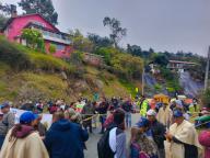Bogota febrero 16 de 2024. bloqueos en vía a La Calera: habitantes de Choachí y Ubaque por la construcción de un peaje al que se oponen. Foto: Camilo Romero Crédito: CEET Fotógrafo