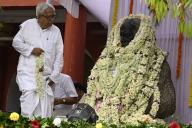 KOLKATA, INDIA - MAY 8: Left Front chairman Biman Bose pays floral tribute to Nobel laureate Rabindranath Tagore at Jorasanko Thakurbari, the ancestral house of Tagore, on the occasion of his 163rd birth anniversary on May 8, 2004 in Kolkata, India. (Photo by Samir Jana\/Hindustan Times