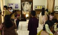 KOLKATA, INDIA - MAY 8: A large number of people have gathered in Jorasanko Thakurbari, the ancestral house of Nobel laureate Rabindranath Tagore, on the occasion of his 163rd birth anniversary on May 8, 2004 in Kolkata, India. (Photo by Samir Jana\/Hindustan Times