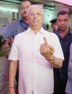 PATNA, INDIA - JUNE 1: Bihar Governor Rajendra Vishanath Arlekar showing finger ink mark and Voter ID Card after cast his vote during seventh and last phase of Lok Sabha election near Raj Bhawan on June 1, 2024 in Patna, India. (Photo by Santosh Kumar\/Hindustan Times