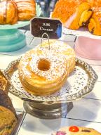 Cronuts are the trendy pastry from New York City: croissants in donut