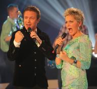 Singer Stefan Mross and singer Inka Bause in a duet on the MDR