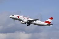 Aircraft Austrian Airlines, Airbus A320-200, OE