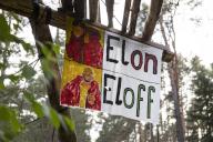 Banner Elon / Eloff from an internet meme in the occupied forest section Tesla Stop . The occupation of the forest is intended to demonstrate against the imminent clearing for the planned expansion of the Tesla Gigafactory in Grünheide. 11.05