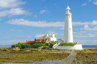 Lighthouse on an island north of Tyne and Wear and south of Seaton SluiceSt. Marys Lighthouse, England, Great