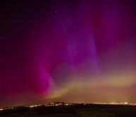 Strong coronal mass ejections on the sun have sent correspondingly intense storms of charged particles towards the earth, where they have also caused auroras over Germany. These auroras occur at an altitude of 70 to 800 kilometres in the atmosphere 