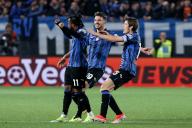 BERGAMO, ITALY - APR 24: Ademola Lookman (Atalanta BC) celebrates with teammates after scoring during the semi-final TIM Cup soccer match between Atalanta and Fiorentina at Gewiss Stadium on April 24, 2024 in Bergamo, Italy. (Photo by Stefano Nicoli\/Speed Media\/Icon Sportswire