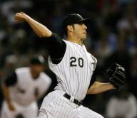 Chicago White Sox pitcher Jon Garland throws in the late innings against the New York Yankees. The White Sox defeated the Yankees, 6-5, at U.S. Cellular Field in Chicago, Illinois, Monday June 4, 2007. (Nuccio DiNuzzo/Chicago Tribune/MCT)