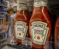 Bottles of Kraft Heinz ketchup on a supermarket shelf in New York on Thursday, August 2, 2018. ( Richard B. Levine)