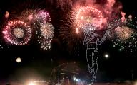 GEORGES ROBERT\/MAXPPP - Marseille 07\/05\/2024 Mardi 7 mai à Marseille, à la veille de l’arrivée du Belem et de la flamme olympique, les Arlésiens du Groupe F ont donné un magnifique spectacle grâce à 800 drones lumineux et des feux d