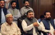 QUETTA, PAKISTAN, MAY 15: Balochistan Chief Minister, Mir Sarfaraz Bugti along with officials of the Zamindar Action Committee addresses to media persons during press conference held at CM House in Quetta on Wednesday, May 15, 2024. (Sami Khan\/PPI Images
