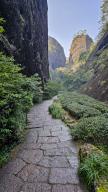 Huge granite rock, Wuyi Mountains, UNESCO World Heritage Site, Fujian, China, Asia