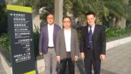 (from left to right) Doctors Eric Ho Hou-yin, Jiang Zhongyuan and Zheng Wenling.