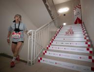(240420) -- SEOUL, April 20, 2024 (Xinhua) -- A competitor participates in the 2024 Lotte World Tower Vertical Marathon in Seoul, South Korea, April 20, 2024. (Xinhua\/Yao Qilin) - Yao Qilin -\/\/CHINENOUVELLE_CHINENOUIVELLE0853\/Credit:CHINE NOUVELLE\/SIPA