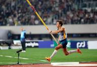 (240427) -- SUZHOU, April 27, 2024 (Xinhua) -- Armand Duplantis of Sweden challenges the 6.25m height of the men\'s pole vault final at the Yangtze River Delta Athletics Diamond Gala in Suzhou, east China\'s Jiangsu Province, April 27, 2024. (Xinhua\/Wang Lili) - Wang Lili -\/\/CHINENOUVELLE_CHINE0021\/Credit:CHINE NOUVELLE\/SIPA