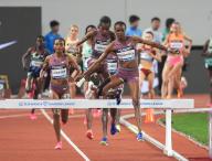 (240427) -- SUZHOU, April 27, 2024 (Xinhua) -- Beatrice Chepkoech (front) of Kenya competes during the women\'s 3000m steeplechase final at the Yangtze River Delta Athletics Diamond Gala in Suzhou, east China\'s Jiangsu Province, April 27, 2024. (Xinhua\/Yang Lei) - Yang Lei -\/\/CHINENOUVELLE_CHINE0011\/Credit:CHINE NOUVELLE\/SIPA