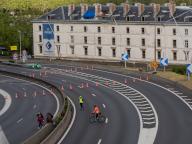 fermeture de l\'autoroute A13 pour Travaux au niveau du Pont de Saint Cloud, Paris, France, Avril 2024\/\/MASTAR_MASTAR0400\/Credit:MASTAR\/SIPA