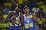 (240506) -- BRASILIA, May 6, 2024 (Xinhua) -- Gold medalists Evandro Goncalves Oliveira Junior\/Arthur Diego Mariano Lanci (R) of Brazil pose with their medals during the awarding ceremony after the men\'s final match at the Volleyball World Beach Pro Tour Elite 16 2024 in Brasilia, Brazil, May 5, 2024. (Photo by Lucio Tavora\/Xinhua) - Lucio Tavora -\/\/CHINENOUVELLE_08410093\/Credit:CHINE NOUVELLE\/SIPA