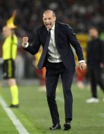 (240506) -- ROME, May 6, 2024 (Xinhua) -- Juventus\' head coach Massimiliano Allegri gestures during a Serie A football match between Roma and Juventus in Rome, Italy, May 5, 2024. (Photo by Augusto Casasoli\/Xinhua) - Augusto Casasoli -\/\/CHINENOUVELLE_08410139\/Credit:CHINE NOUVELLE\/SIPA
