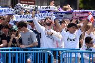 (240513) -- MADRID, May 13, 2024 (Xinhua) -- Fans celebrate during a ceremony of Real Madrid