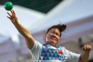 (240520) -- KOBE, May 20, 2024 (Xinhua) -- Zou Lijuan of China competes during the Women