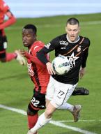 Seraing\'s Alama Bayo and Deinze\'s Gonzalo Almenara Hernandez fight for the ball during a soccer match between RFC Seraing and KMSK Deinze, Friday 19 April 2024 in Seraing, on day 30 of the 2023-2024 \'Challenger Pro League\' second division of the Belgian championship. BELGA PHOTO JOHN THYS (Photo by JOHN THYS\/Belga\/Sipa USA