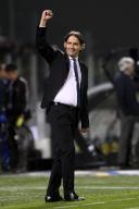 Simone Inzaghi head coach of FC Internazionale waves the supporters during the Serie A football match between Frosinone Calcio and FC Internazionale at Benito Stirpe stadium in Frosinone (Italy), May 10, 2024./Sipa USA *** No Sales in France and Italy 