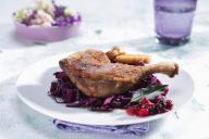 Duck leg on red cabbage