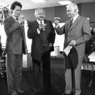 Die GeisterbehÃ¶rde, Fernsehfilm, Deutschland 1979, Regie: Wilm ten Haaf, Darsteller: Manfred Lehmann (links), Herbert Fleischmann, Heinrich Giese