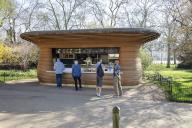 Coffee Kiosk in the spring. The Horseshoe Kiosk, The Royal Parks, Westminster, United Kingdom. Architect: Mizzie Studio , 2021