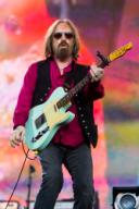 Tom Petty Fans Drive New Video With Photos And Concert ClipsAuthor WENN20180824A new video featuring fan-shot clips of Tom Petty and his band The Heartbreakers has been released to accompany the late rocker
