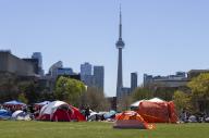 (240502) -- TORONTO, May 2, 2024 (Xinhua) -- Pro-Palestinian demonstrators are seen in an encampment of tents at St. George Campus of the University of Toronto in Toronto, Canada, on May 2, 2024. (Photo by Zou Zheng\/Xinhua
