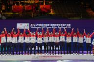 (240505) -- CHENGDU, May 5, 2024 (Xinhua) -- Team China celebrate during the awarding ceremony of the BWF Thomas Cup Finals in Chengdu, southwest China\'s Sichuan Province, May 5, 2024. (Xinhua\/Jiang Hongjing