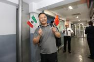 (240512) -- MEXICO CITY, May 12, 2024 (Xinhua) -- A passenger of the first flight on a direct air route linking south China