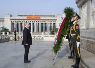 (240516) -- BEIJING, May 16, 2024 (Xinhua) -- Russian President Vladimir Putin lays a wreath at the Monument to the People